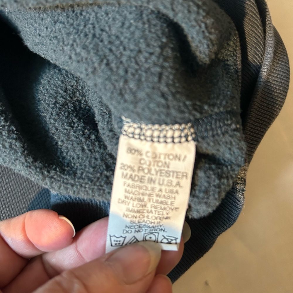 Calvin Klein Embroidered Pullover Sweatshirt Size… - image 5